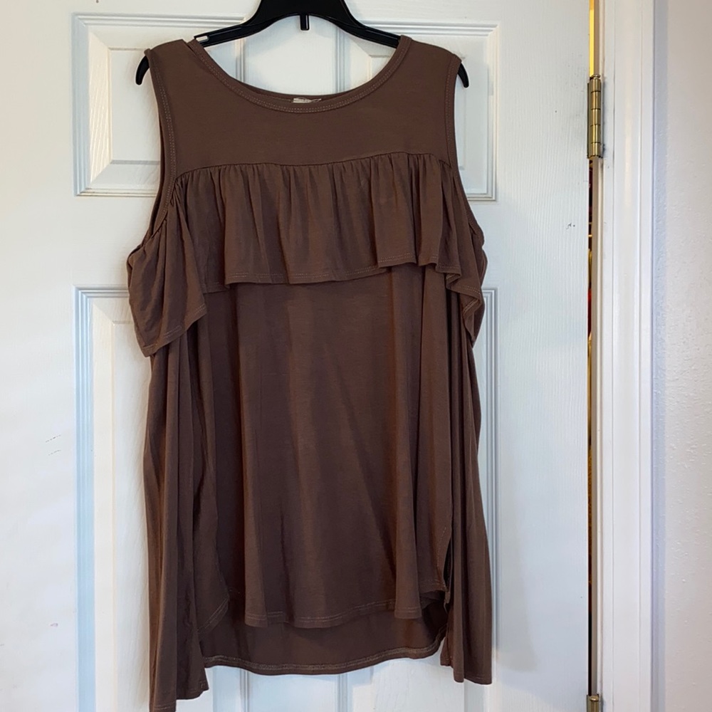 Off the shoulder long sleeve brown shirt